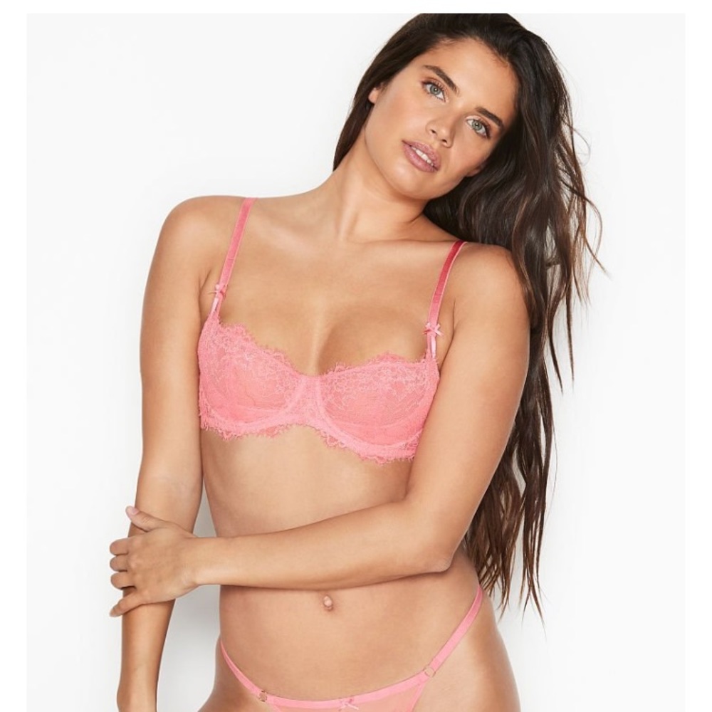 Victoria’s Secret Unlined Lace Balconette Bra